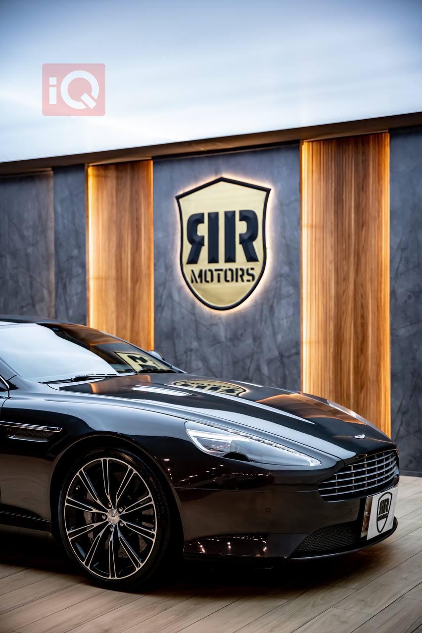 Aston Martin DB9